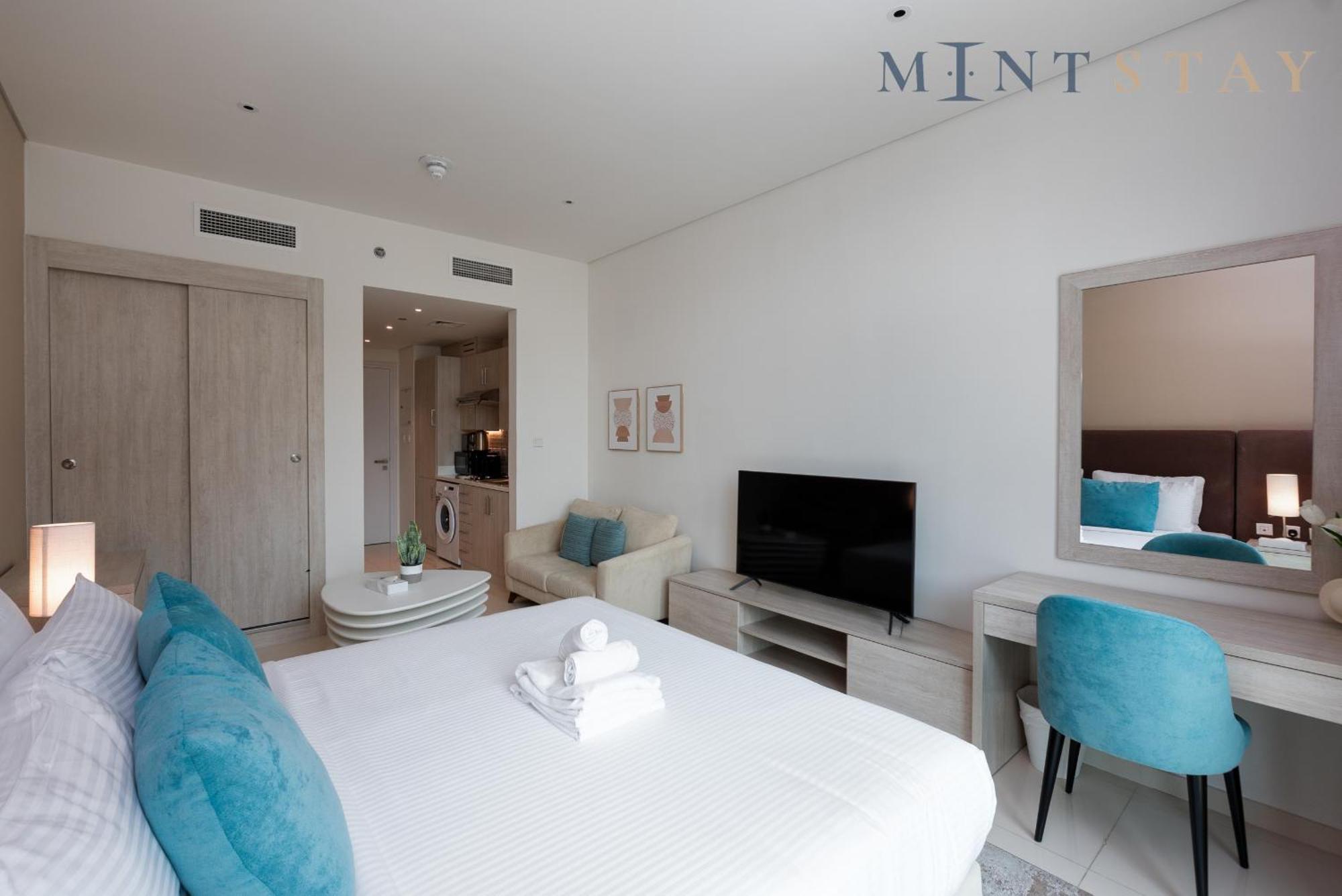 Seven Palm, Palm Jumeirah - Mint Stay Dubai Luaran gambar