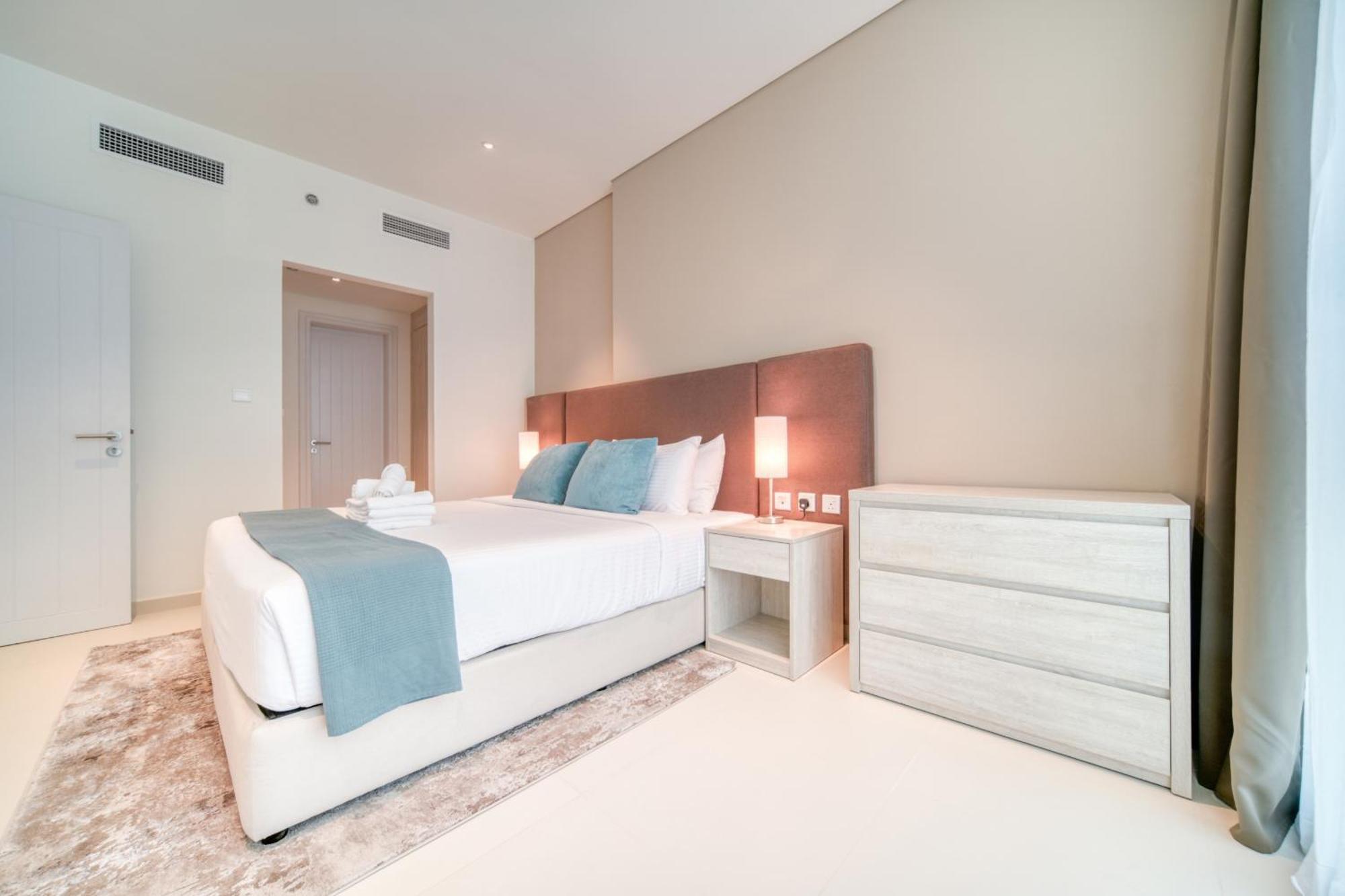 Seven Palm, Palm Jumeirah - Mint Stay Dubai Luaran gambar
